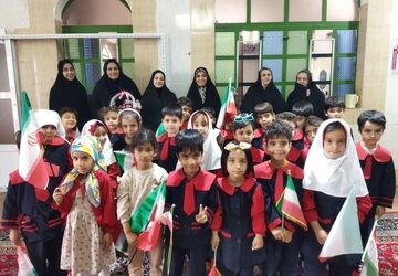  نوآموزان کوهپایه ای از معلمان به مناسبت هفته معلم قدردانی کردند