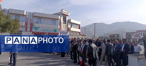 راهپیمایی دشمن‌شکن ۲۲ بهمن در بستک؛ نماد وحدت و همدلی مردم