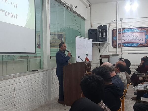 اولین جلسه انجمن اولیای دبیرستان شاهد ابوذر غفاری نیشابور 
