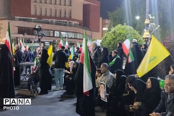 اجتماع و رزمایش دختران جان فدای ایران در میدان نماز شهرری 