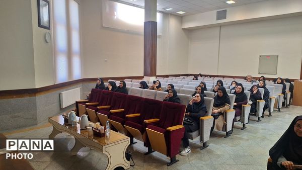 توانمندسازی معلمان ابتدایی برای آموزش مصرف بهینه انرژی