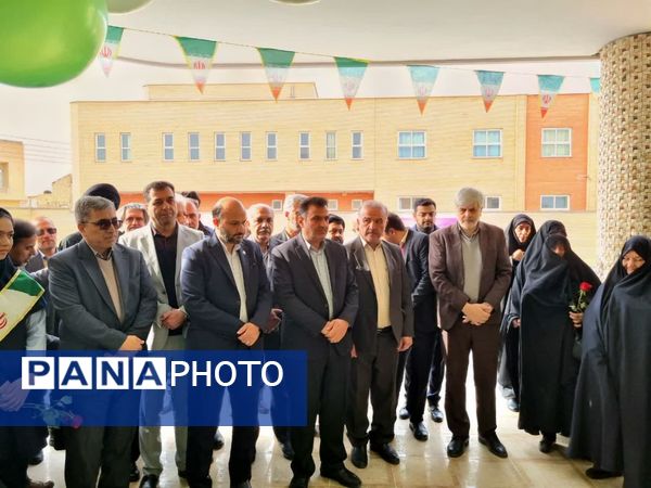 مراسم افتتاحیه مدرسه خیرساز شهیدان بارفروش در کاشان