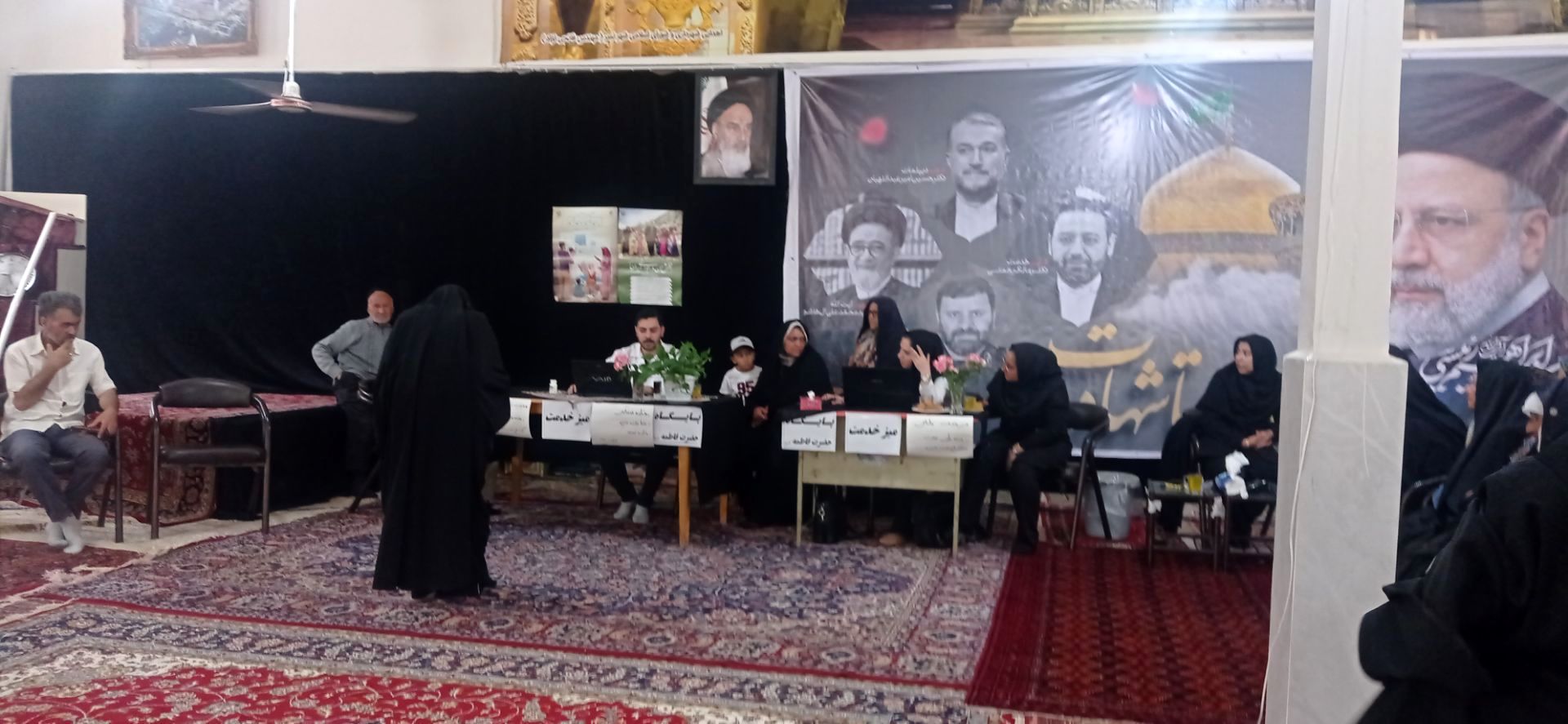 در سالروز شهادت شهید خدمت،میز خدمت در شهر نسر برپا شد