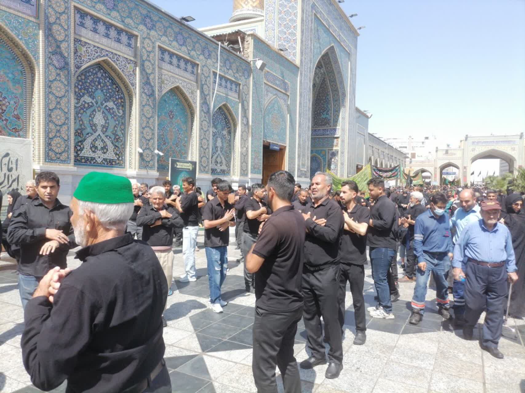 حرم مطهر رضوی در سوگ امام رئوف
