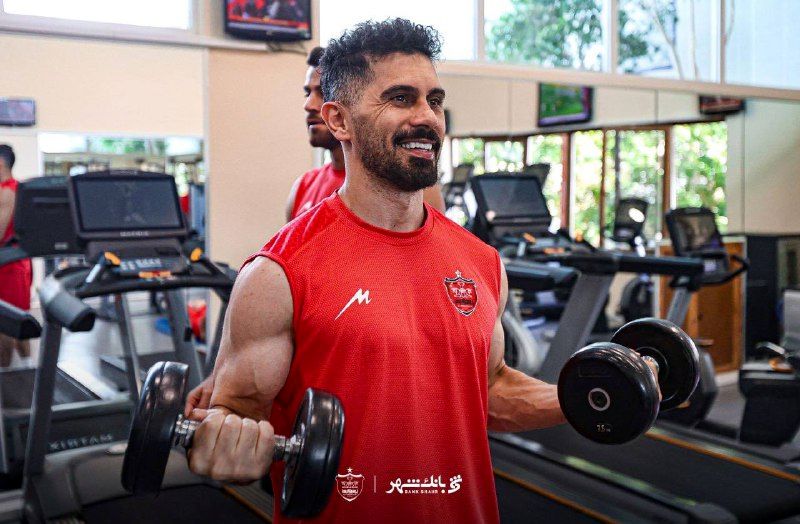 شرایط پزشکی تیم‌های پرسپولیس از زبان فرید زرینه