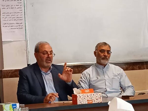 تجلیل از دانش‌آموزان برگزیده در مرحله استانی لیگ جت استان اردبیل