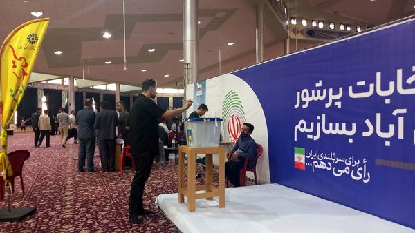 اوج حماسه با حضور حداکثری مردم در انتخابات رقم خورد