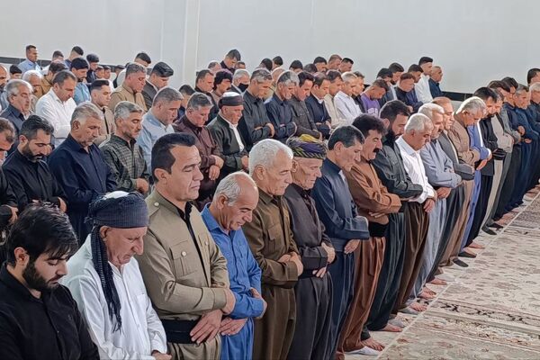 نماز عید سعید قربان در ثلاث باباجانی