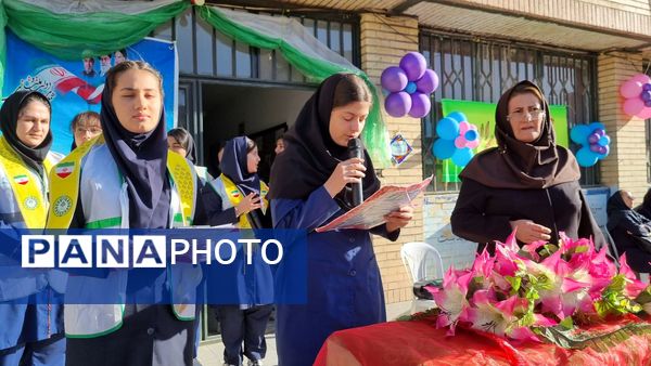 آیین بازگشایی مدارس و آغاز سال تحصیلی در دبیرستان دخترانه زکیه سنندج 