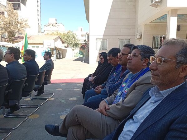 جشن عاطفه‌ها در مشهد برگزار شد