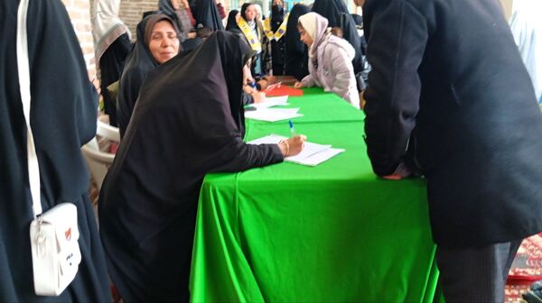 میز خدمت هفته دوم بهمن ماه در نیشابور 