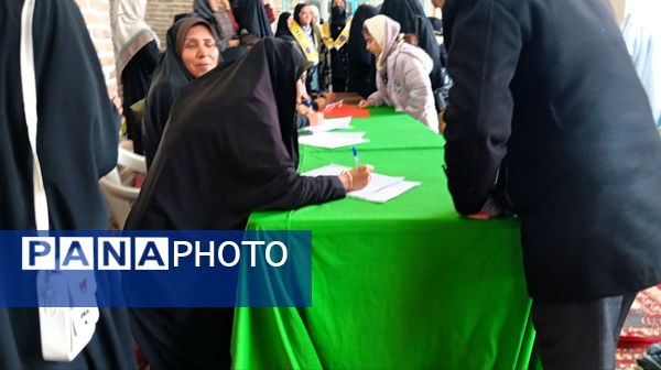 میز خدمت هفته دوم بهمن ماه در نیشابور 