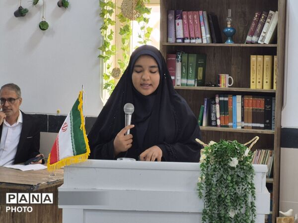 توزیع 3 هزار و 700 بسته نوشت‌افزار میان دانش‌آموزان نیازمند نیشابور
