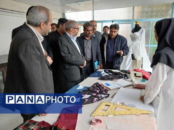 افتتاحیه اولین کارگاه چند منظوره «نوجوان هوشمند» در کشور با هدف توسعه مهارت آموزی و آموزش فناوری‌های نوین