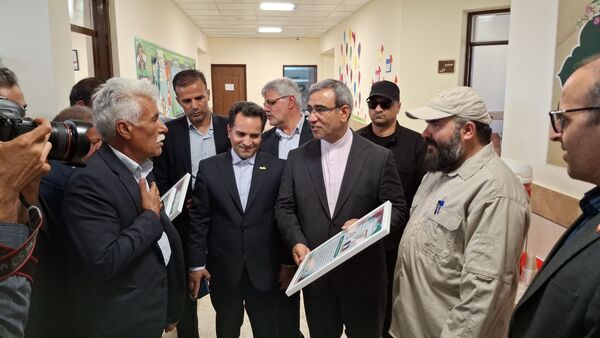 آیین افتتاح مدرسه شش کلاسه مرحوم کاووسی شهرستان خلیل‌آباد 