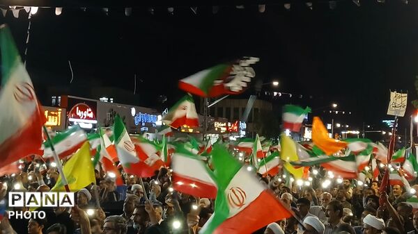 گوش به فرمان رهبریم