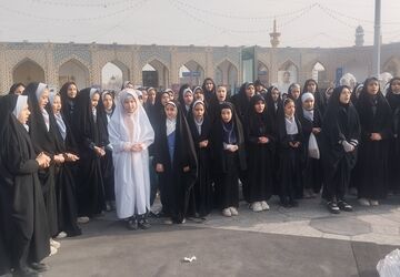 دانش‌آموزان مدرسه مهندس رحمانی فرد به حرم امام رضا علیه السلام مشرف شدند