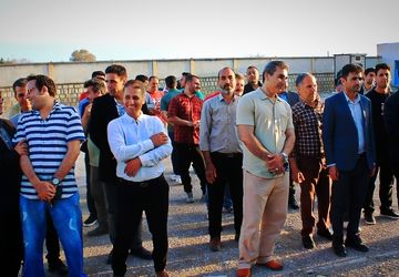 دورهمی دانش آموزان قدیمی یک مدرسه بعد از  ۳۵ سال