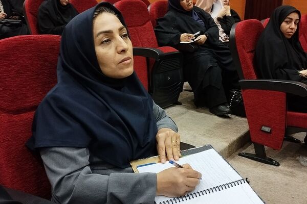دوره ارتباط موثر با نوجوانان در ناحیه ۲ بهارستان