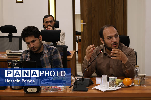 نشست اعضای شورای اندیشه‌ورز اوقات فراغت دانش‌آموزان