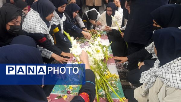 استقبال بی‌نظیر دانش‌آموزان تفرشی از قهرمانان گمنام هشت‌سال دفاع مقدس