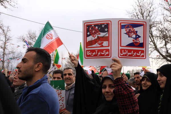 راهپیمایی ۲۲ بهمن در کرج 