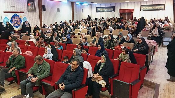 مراسم باشکوه دهه فجر و نیمه شعبان  در سالن مهر تابان نیشابور 