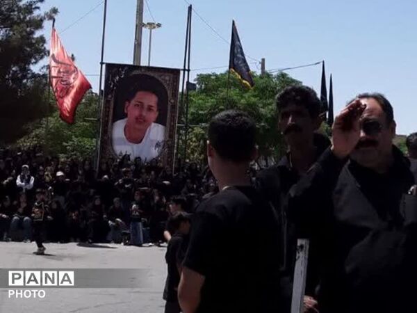 در هشتمین روز ماه محرم طنین نوای یا حسین در کوچه‌های فدافن پیچید
