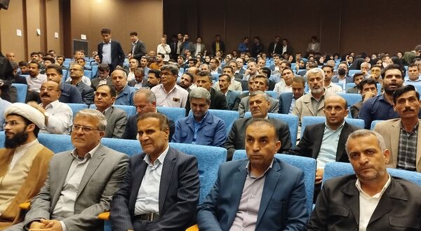 جشنی به پاس قدردانی از معلمان در لردگان