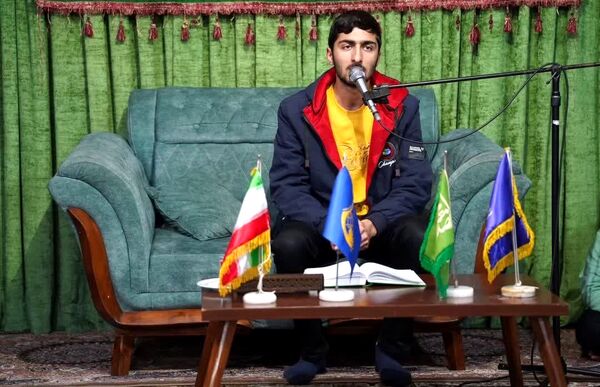 اعتکاف دانش آموزی در استان گلستان