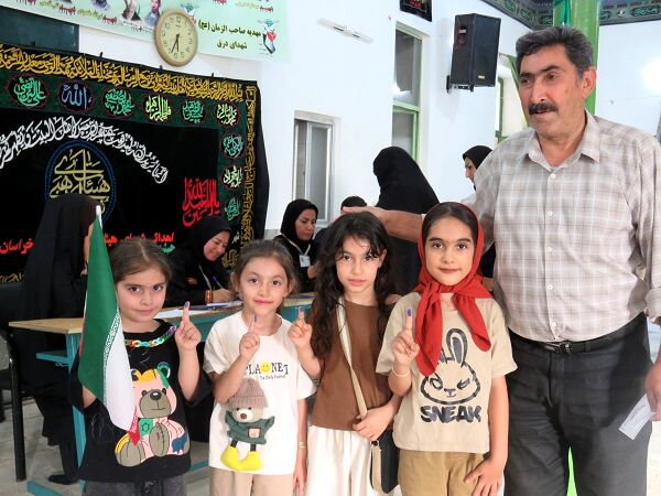 دور دوم انتخابات چهاردهمین دوره ریاست‌جمهوری در شهر درق