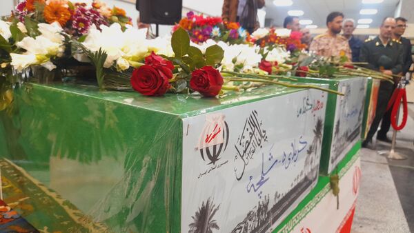عطر ورود شهداى گمنام در استان چهارمحال و بختیاری 