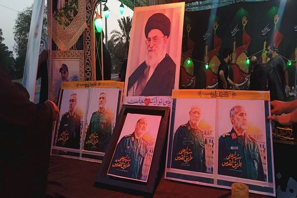 خدمت‌رسانی دانش‌آموزان و فرهنگیان ناحیه‌چهار اهواز به زوار اباعبدالله‌الحسین(ع)