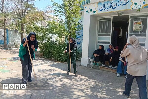 طلایه داران فردا، هویت بخشی، بصیرت افزایی و انسجام گروهی