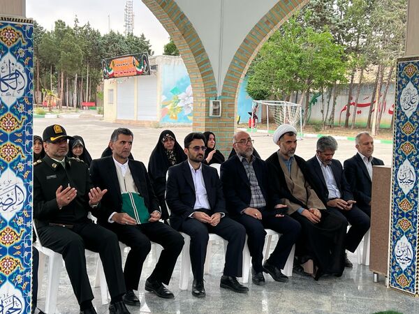 خادمین امام رضا(ع) با شهدا بیعت کردند 