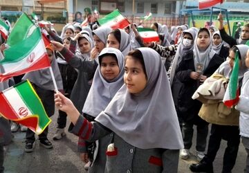 جشن شروع دهه فجر در دبستان نیایش ۲
