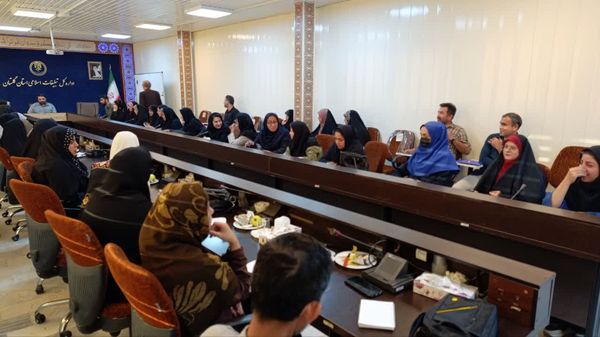 نشست خبری منصور امینی مسئول سازمان سراج کشور با جمعی از خبرنگاران