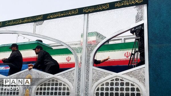 استان قم،میعادگاه عاشقان برای وداعی تاریخی