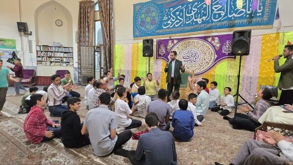 جشن ولادت پیامبر اکرم(ص) و ولادت امام صادق(ع)
