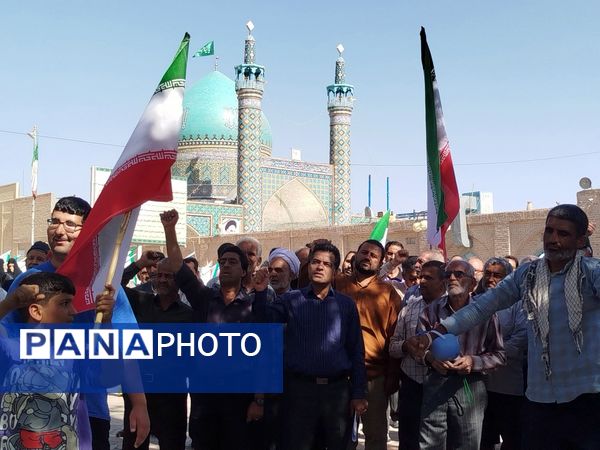 خروش مردم کاشمر در «جمعه خشم»؛ از امامزاده سید حمزه (ع) تا گلزار شهدا