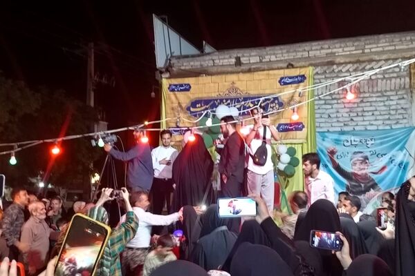 جشن ازدواج دو زوج در میادین مشهد