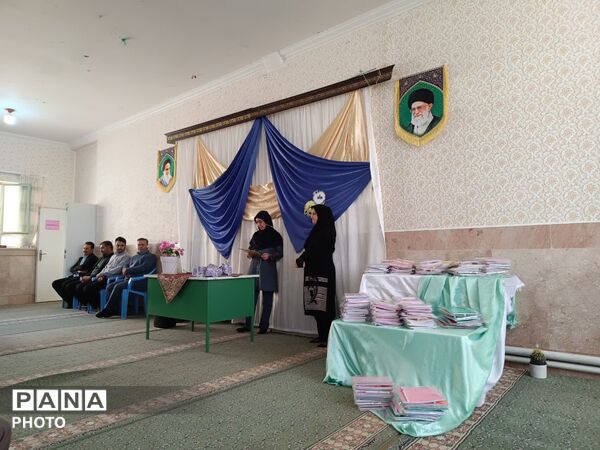 تجلیل از رتبه های برتر آموزشگاه خلیج فارس مروست