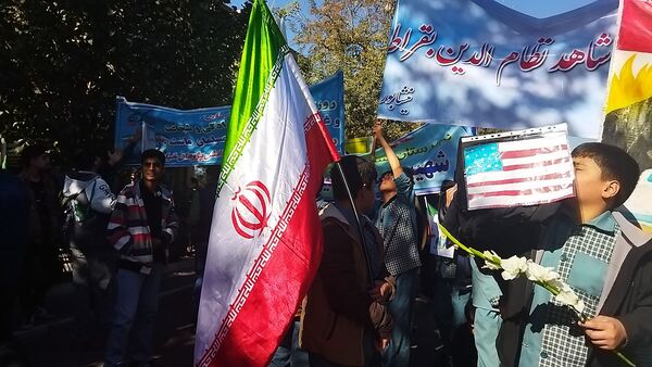 گذری بر ۱۳ آبان نیشابور 