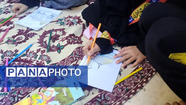 برپایی میز خدمت در مصلی نماز جمعه شهرستان خلیل‌آباد