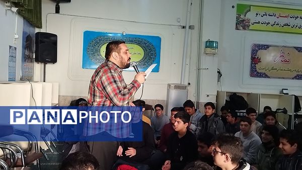 مراسم میلاد حضرت مهدی (عج) در دبیرستان شاهد ابوذر غفاری نیشابور 