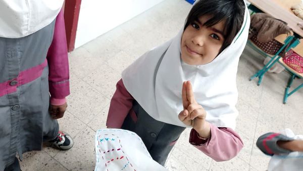 وقتی معلم، خیاط می‌شود