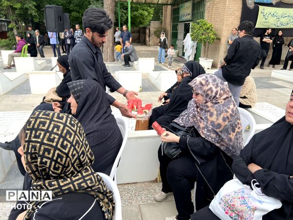 مراسم چهلمین روز شهادت مهرداد معزی در شهرک ینگی امام  ساوجبلاغ