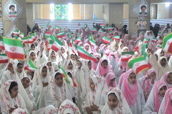 جشن تکلیف ۶۰۰ دختر کهنوجی  