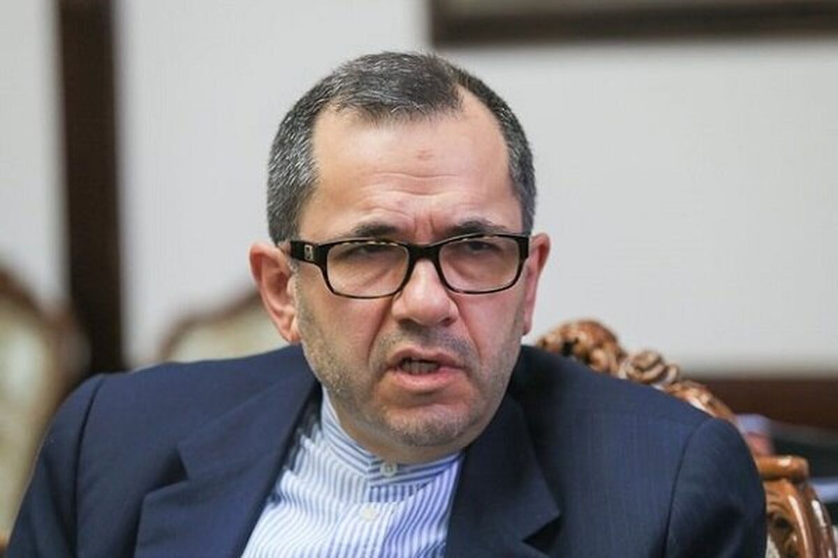 تخت روانچی: مواضع آمریکایی‌ها متناقض است