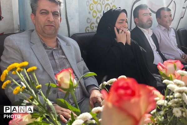 جوانه های هفتمی دست در دست مدرسه